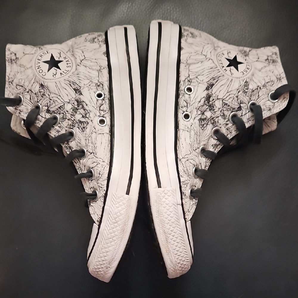 Converse Floral Pattern High-Tops in Black and White